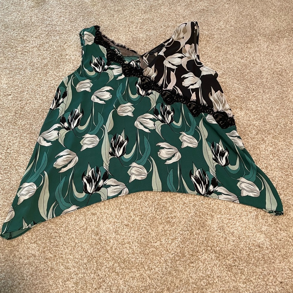 BCBGMAXAZRIA Women's Green “ Adalia” sleeveless Top